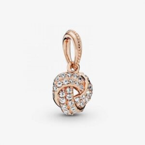 Small Earrings In Gold with Diamond 1